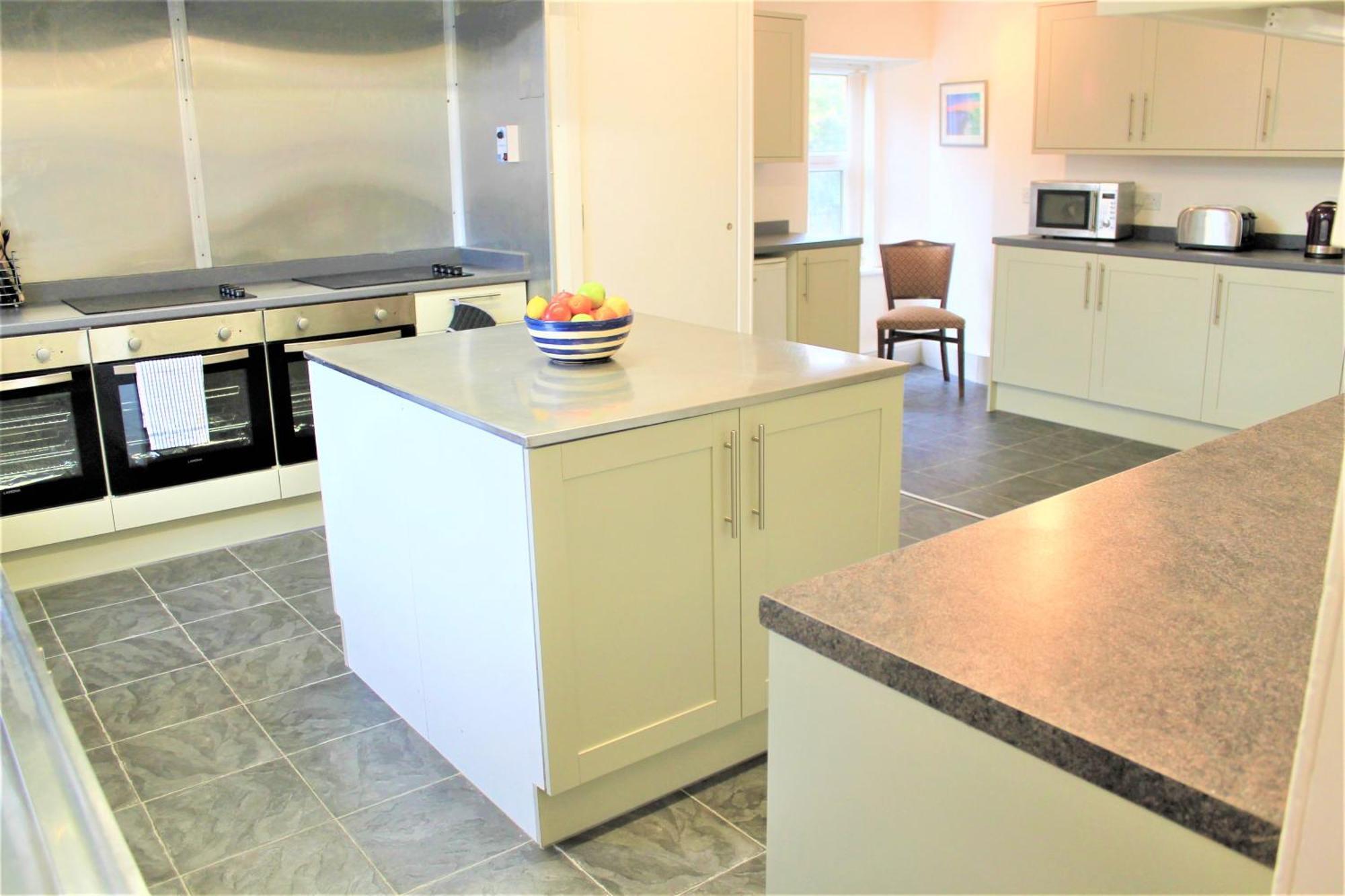 Hollybank - Ensuite Room & Use Of Large Shared Kitchen دومفريس المظهر الخارجي الصورة