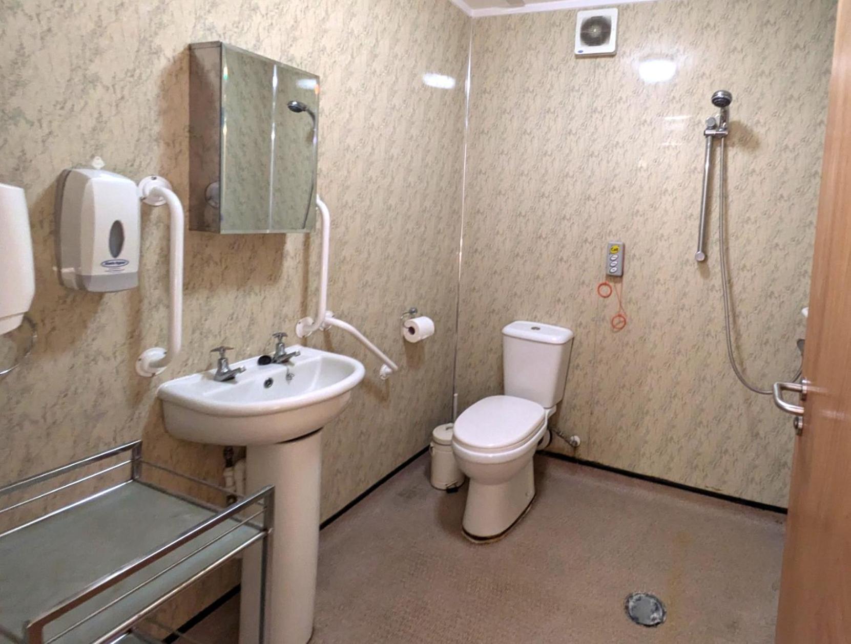 Hollybank - Ensuite Room & Use Of Large Shared Kitchen دومفريس المظهر الخارجي الصورة
